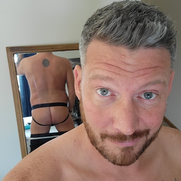 Meet your Posher, Jay - Picture 3 of 8